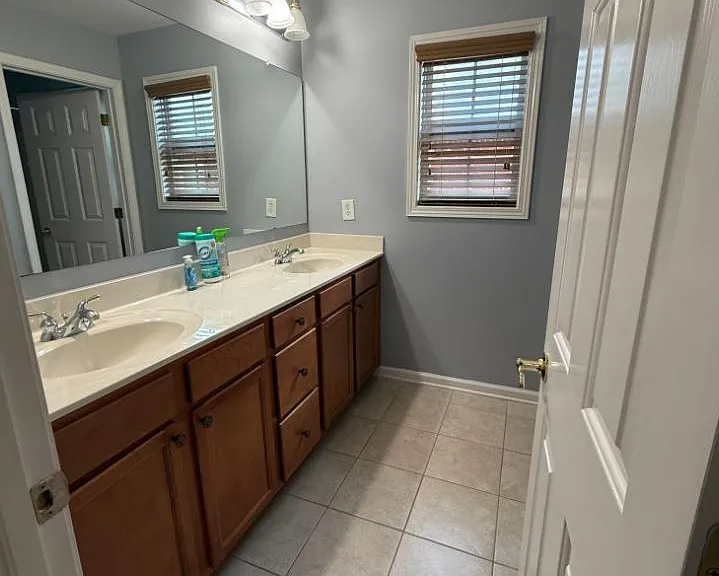 La Chateau Pl — Photo 3