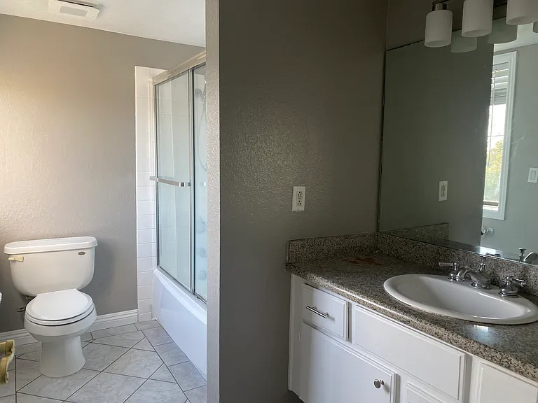 645 Balboa Ave #2C — Photo 9