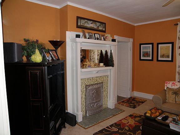 2nd image of 2226 Fairview Ave
