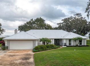 1090 W Lake Hamilton Dr, Winter Haven, FL 33881
