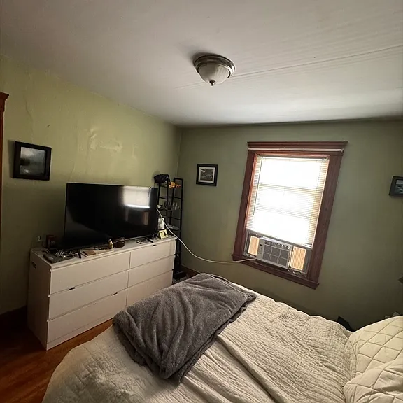 65 Saxton St #2 — Photo 9