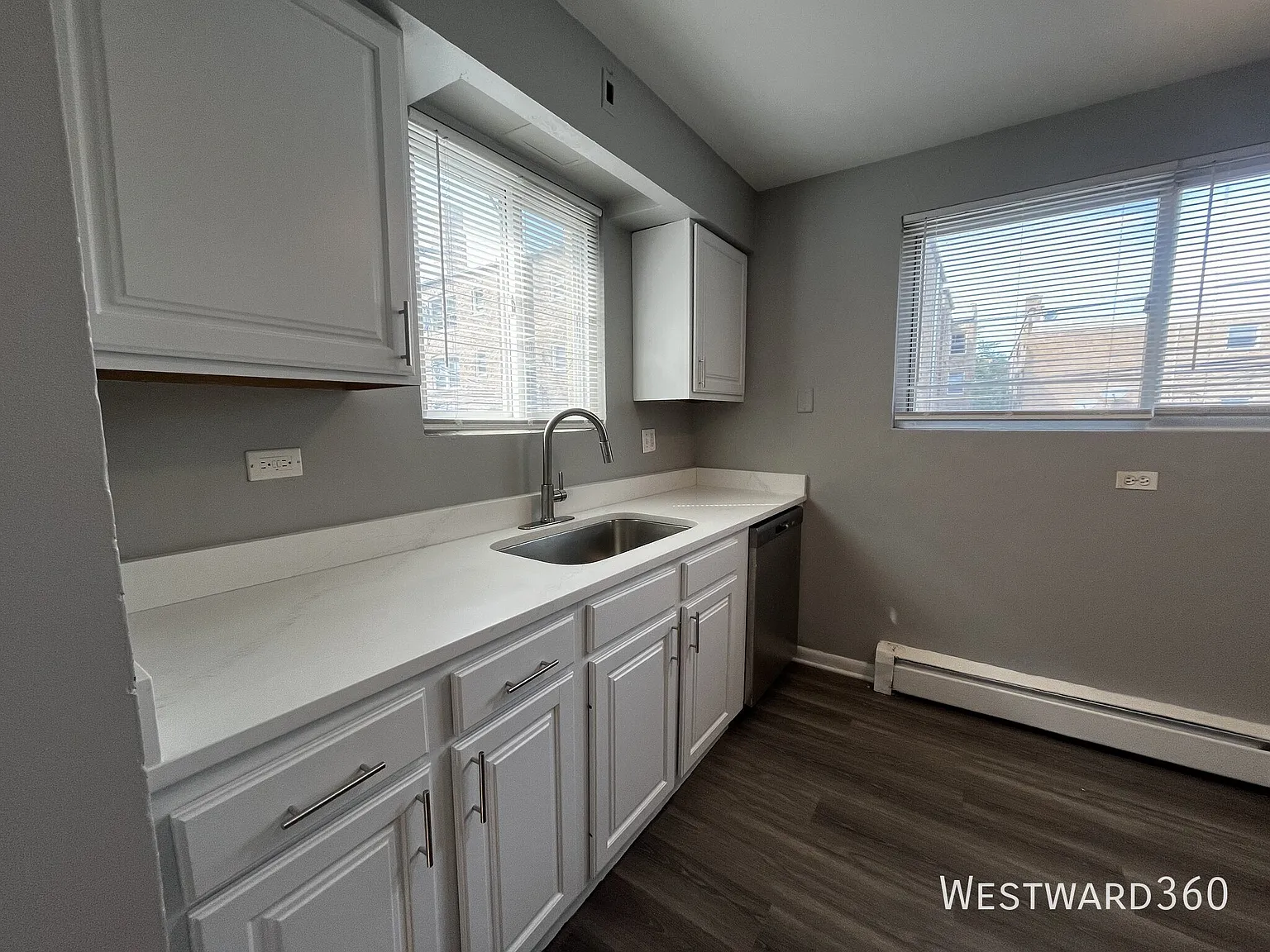Newly Updated 2 Bed with In-Unit Laundry, Pets Allowed — Photo 3