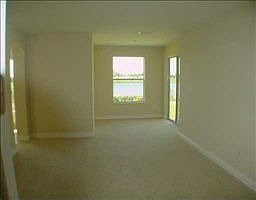 5th image of 525 Genoa Dr