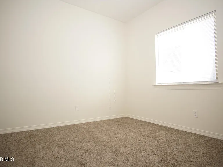 14380 Tobe Davis — Photo 14