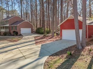 2501 Huntsman Trl, Zebulon, NC 27597