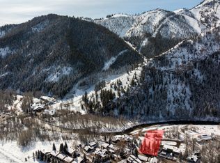 440 Wood River Dr, Ketchum, ID 83340