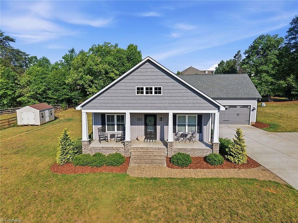 1st image of 7879 Eversfield Rd