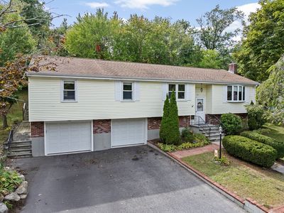 71 Robbie Rd, Braintree, MA, 02184