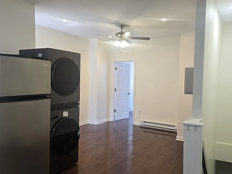 1708 Mifflin St #2 — Photo 30