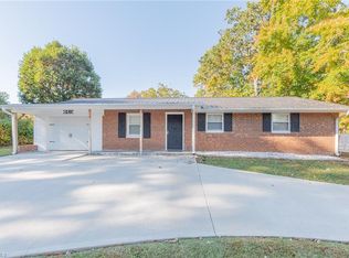 3411 Midway Acres Rd, Asheboro, NC 27205