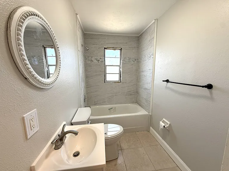 703 S Wilson Ave #203 — Photo 11