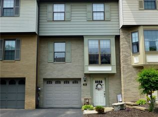 714 Windvue Dr, Pittsburgh, PA 15205