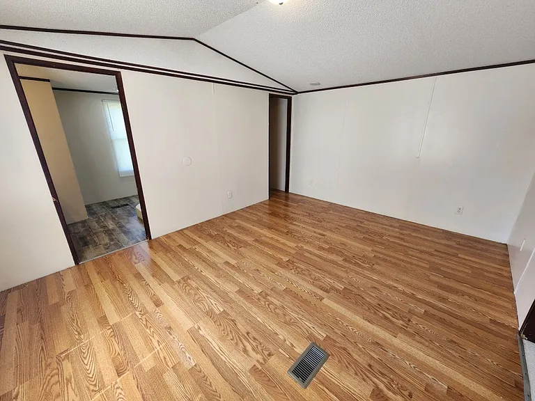 15 Wilma Ln — Photo 13