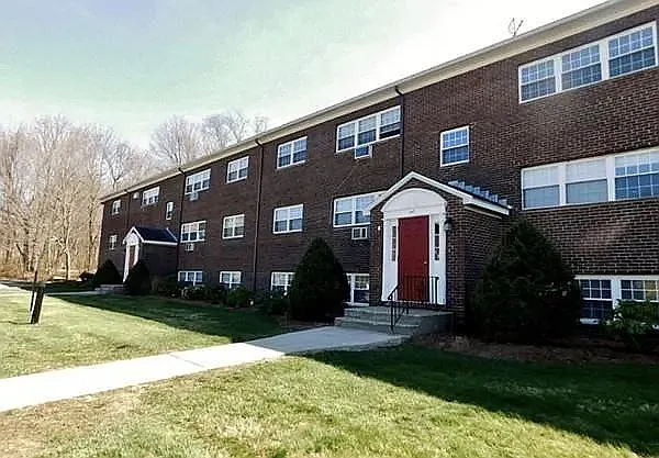 1 bed, 630 sqft, $1,755 — Photo 4