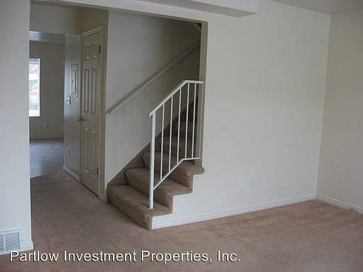 2nd image of 488 Elm St APT H