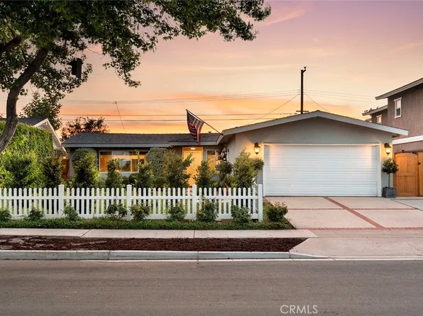 3217 Montana Ave, Costa Mesa, CA 92626