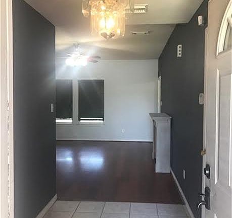 3rd image of 3029 Jefferson Dr