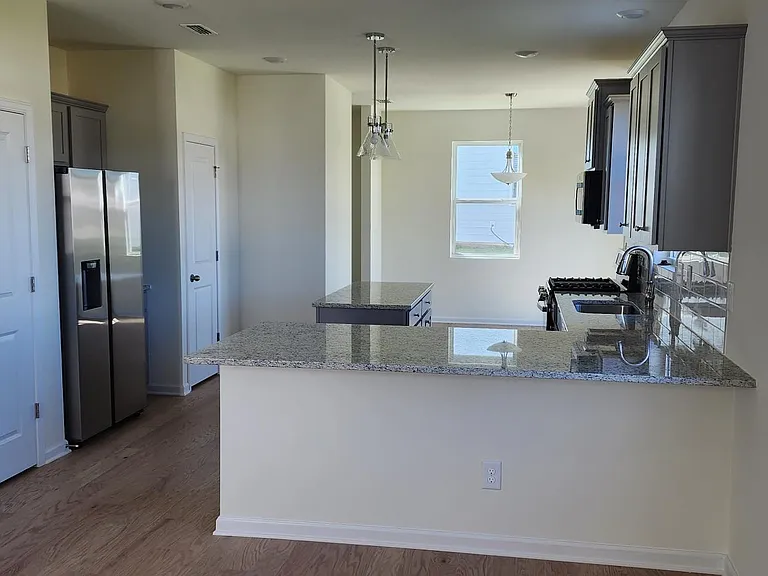 1544 Banham Dr — Photo 8
