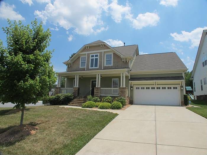 1st image of 7424 Avonhurst Ln