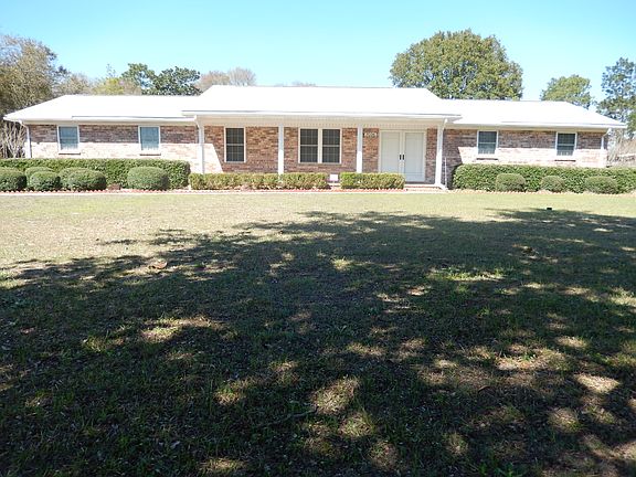 2nd image of 7026 Belgium Cir