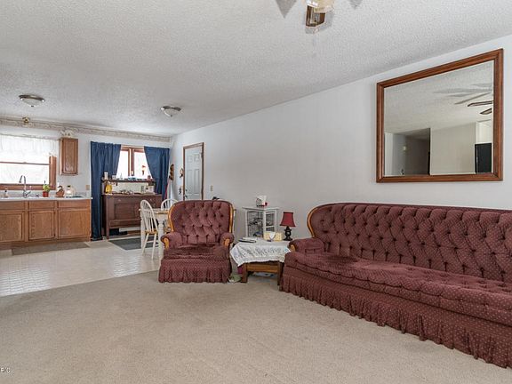 3rd image of 44705 56th Ave