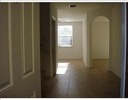 3rd image of 3335 NE 13 Dr #102-27