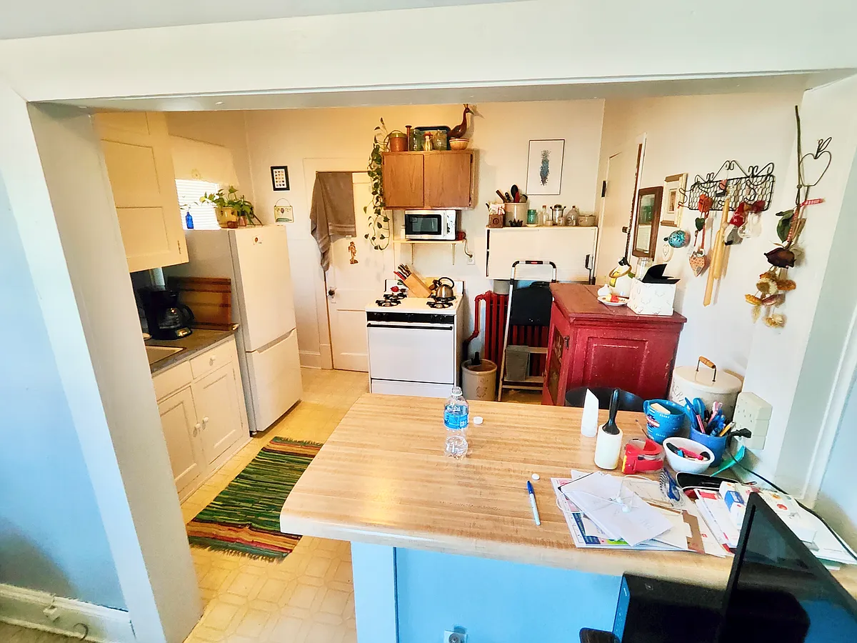 Building Photo - 2854 Johnson St NE #1