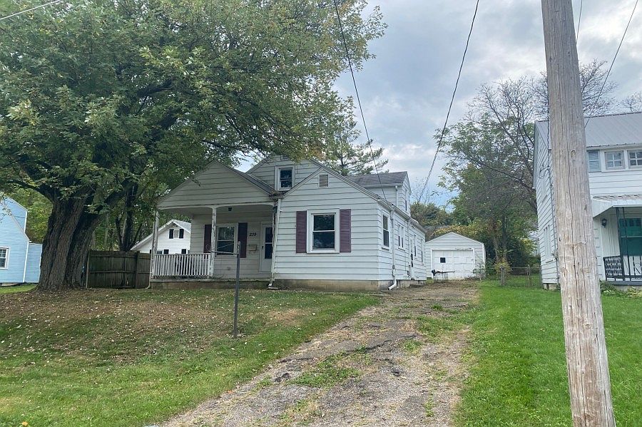 2nd image of 239 Walter Ave