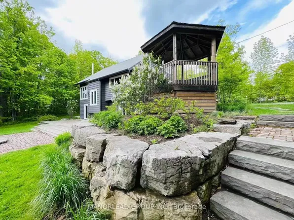 400 Lakeview Dr, Georgian Bay, ON L0K 1S0