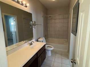 2227 Kemah Village Dr, Kemah, TX 77565