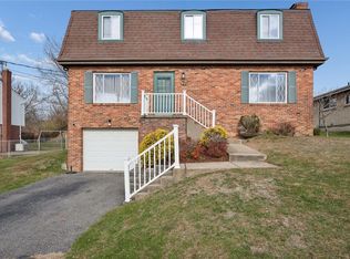 92 Skyvue Dr, Pittsburgh, PA 15234