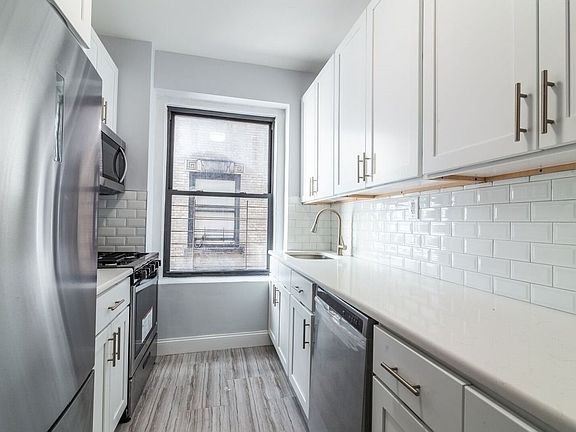 2nd image of 420 W 129th St APT 25