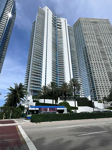 17001 Collins Ave #1806 Photo 1 17001 Collins Ave #1806 Photo 1