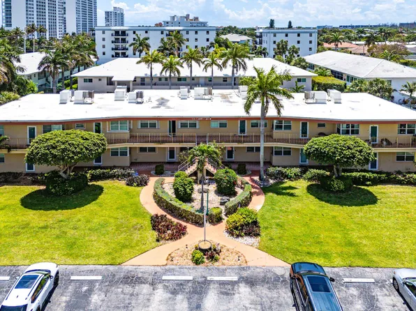 930 Osceola Drive #9, Boca Raton, FL 33432