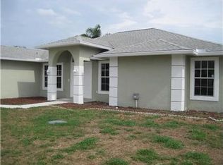 1610 SE North Blackwell Dr, Port Saint Lucie, FL 34952