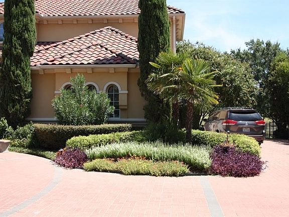 3rd image of 1409 Cottonwood Valley Cir N