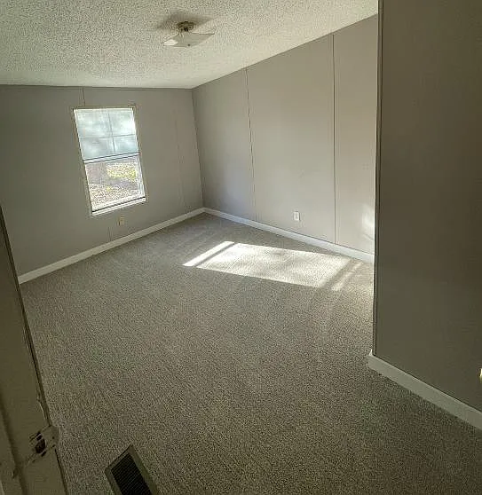 1064 Cassie Lynn Dr — Photo 13
