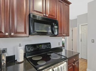 9 Winthrop St #1, Boston, MA 02129