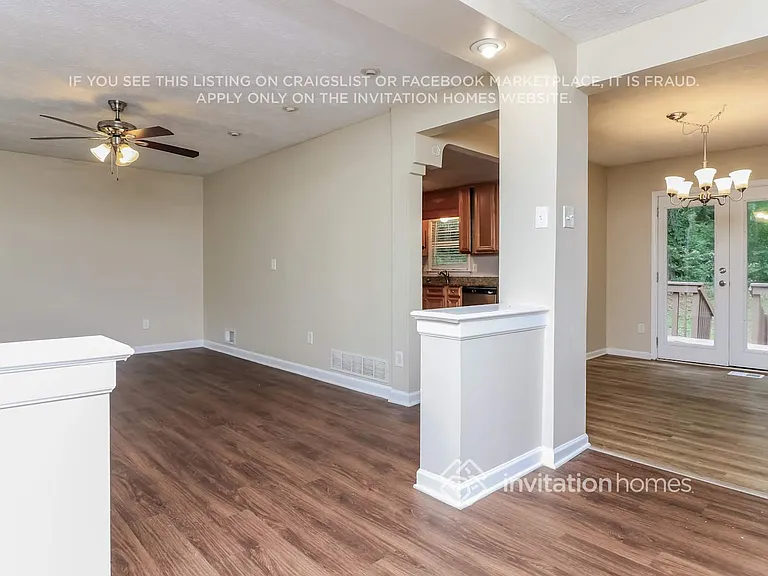 1398 Yates Ave — Photo 6