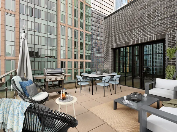 517 West 29th Street image 6 of 14