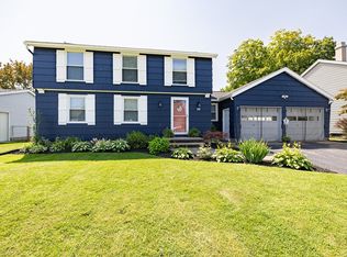 39 Muriel Dr, Rochester, NY 14612