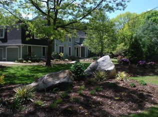 74 Totoket Rd, Branford, CT 06405