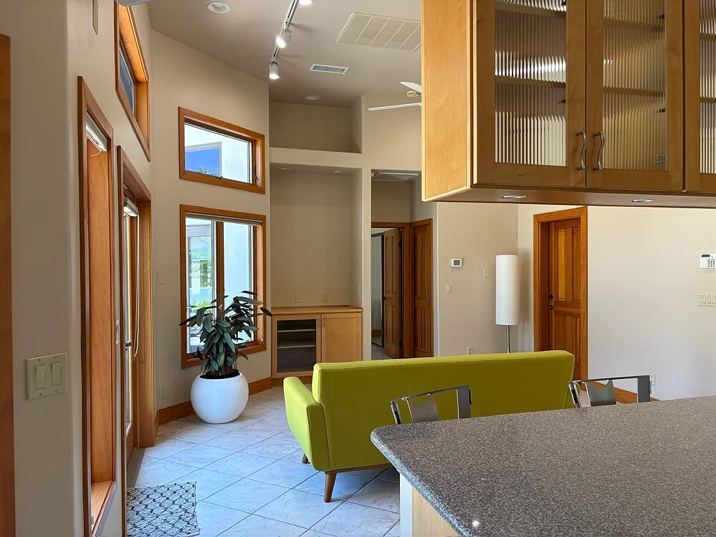 1 bed, 1400 sqft, $3,995 — Photo 3