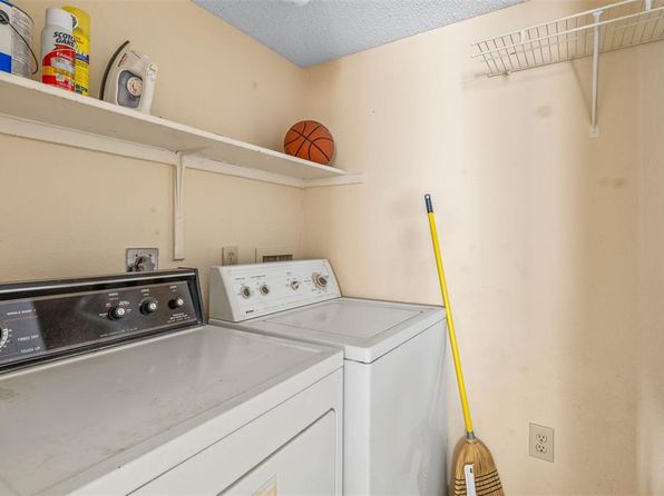 9481 Highland Oak Dr UNIT 1410, Tampa, FL 33647