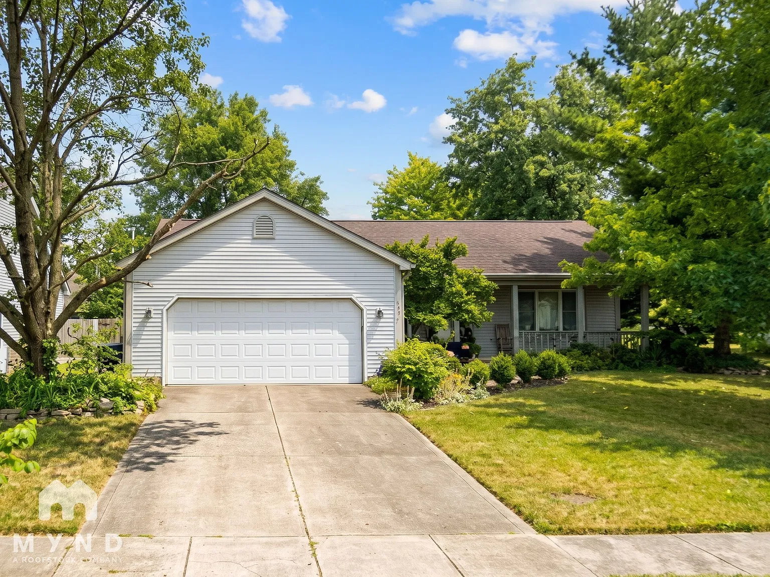 3 bed, 2.0 bath, 1906 sqft, $2,659 — Photo 1