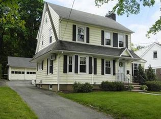 219 Doremus Ave, Ridgewood, NJ 07450