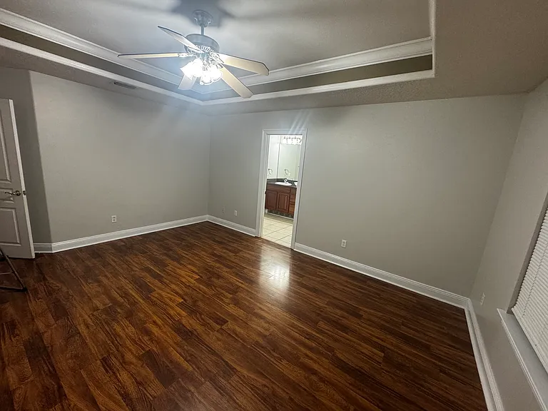 2096 Bella Breeze Ct — Photo 10