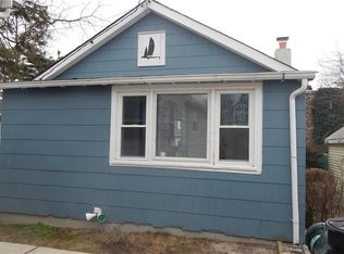 22 Centre St, Bronx, NY 10464