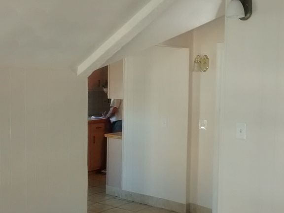 5th image of 700 Park Ave #2
