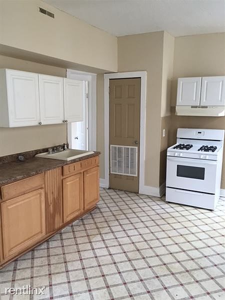 1st image of 11 Truman St